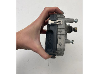 Двигатель стеклоочистителей 4E1955119B, 0390241853   Audi A8 S8 D3 4E 2003