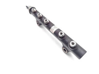 Топливная рампа 9684753080   Peugeot 5008   для двигателя 9HR(DV6C)