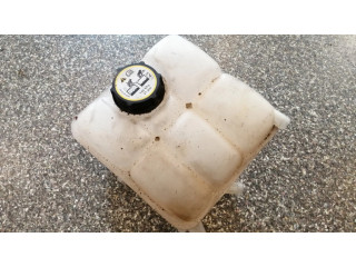 Расширительный бачок охлаждающей жидкости    