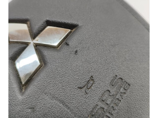 Подушка безопасности водителя 7030a647xa, bt171uhazw08 Mitsubishi Outlander