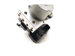 Jednotka ABS 1044745-00-B Tesla Model Y 2021