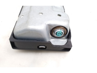 Подушка безопасности для колен 57C880841D Skoda Karoq