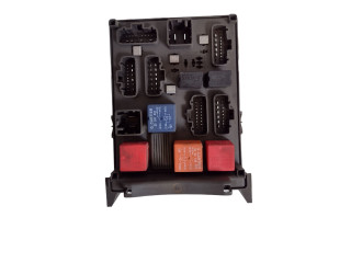 Pojistková skříňka 8200306033C, S118399300L Renault Laguna II 2004