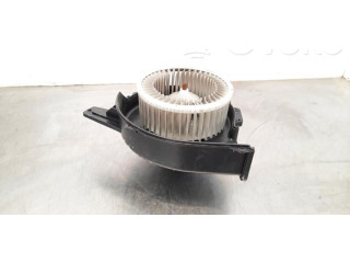 Вентилятор печки 6R1819015A Skoda Fabia Mk3 (NJ)