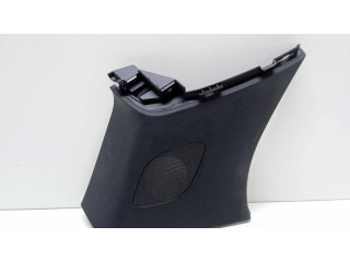 Другая деталь салона