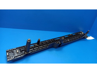 Другая деталь отделки багажника