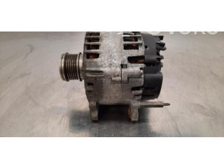 Генератор 04L903021D Volkswagen Golf Sportsvan