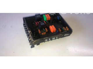 Pojistková skříňka 1K0937125A, 1K0937125A Volkswagen Caddy 2008