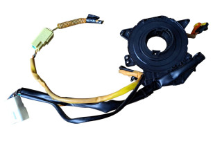 Подрулевой шлейф SRS    Subaru Forester SG