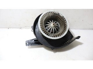 Вентилятор печки       Skoda Fabia Mk3 (NJ)