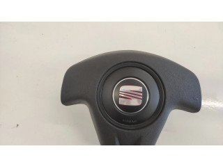 Подушка безопасности водителя 001L310RA22, 6L0880201S Seat Ibiza III (6L)