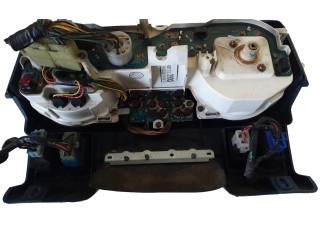 Přístrojová deska Mitsubishi Pajero 2013 MB723900