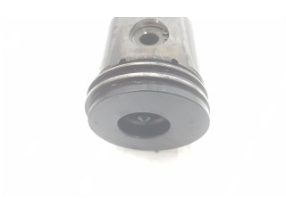 Поршень с шатуном D21L ERR2410, XH226K108AA Land Rover Discovery