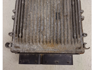 Блок управления двигателем Блок управления P05187330AA, 0281013646 Jeep Commander