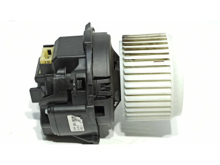 Вентилятор печки    5930EQ, 272104788R   Renault Clio V