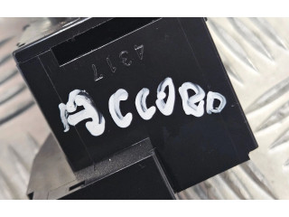 Ручка стеклоочистителей M226701 Honda Accord