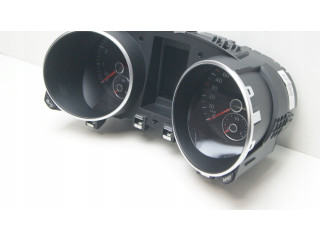 Панель приборов 5K7920862 Volkswagen Golf VI