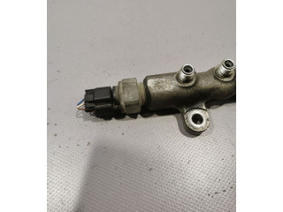 Vstřikovací lišta Toyota Auris 150