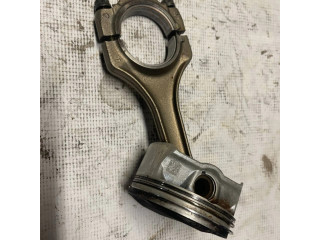 Píst 7838623 BMW M3 pro benzínový motor 4.4