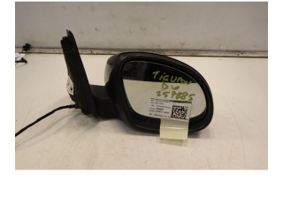 Zpětné zrcátko  Volkswagen Tiguan 2008    