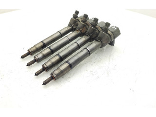 Vstřikovač 338002A800, 0445110 Hyundai i40 HX06