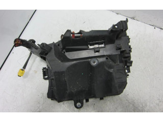 Pojistková skříňka A2465400182 Mercedes-Benz GLA W156 2014