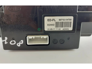 Дисплей    957101H700   KIA Ceed