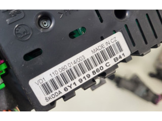 Блок управления двигателя 047906033J, 6Q2937049C   Skoda Fabia Mk1 (6Y)