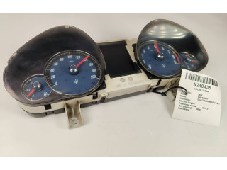 Přístrojová deska Maserati Quattroporte 2009 250887