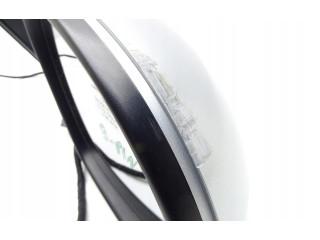 Зеркало электрическое Skoda Yeti (5L) 2009 - 2017 года