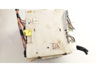 Блок предохранителей 8273053022, 82730-53022 Lexus IS 220D-250-350