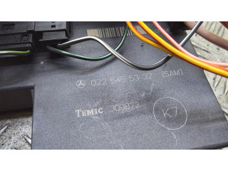 Pojistková skříňka 0225455332 Mercedes-Benz E W210 2000