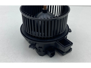 Вентилятор печки 4M1820021B Audi Q5 SQ5