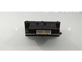 Блок управления климат-контролем 8865053060 Lexus IS 200-300