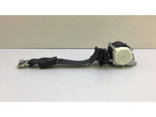 Задний ремень безопасности