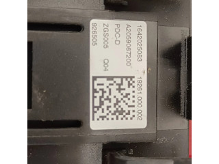 Pojistková skříňka A2059067200, 1642025083 Mercedes-Benz C W205 2017