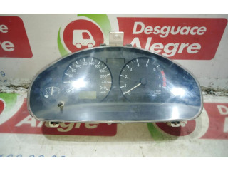 Панель приборов Mitsubishi Carisma