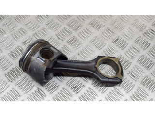 Píst A6110300320, A6110300717   Mercedes-Benz C W203  pro naftový motor 2.2 OM 611.962 