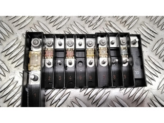 Узел подключения плюсовых проводов