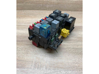 Pojistková skříňka 7M0937025D, 357937039 Seat Alhambra (Mk1) 1996