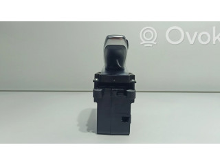 Механизм переключения передач (кулиса) (в салоне)