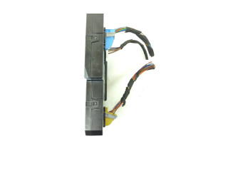 Pojistková skříňka 2049065802, 5DK01102262 Mercedes-Benz GLK (X204) 2015