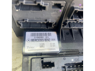 Блок предохранителей 2115452901   Mercedes-Benz E W211    