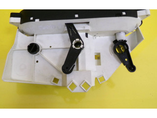 Блок управления климат-контролем MB947678   Mitsubishi Carisma