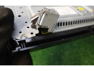 Дисплей 5E0919605M Skoda Octavia Mk3 (5E)