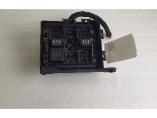   Pojistková skříňka 7P0937149, 7P0937211A   Porsche Cayenne (92A) 2012