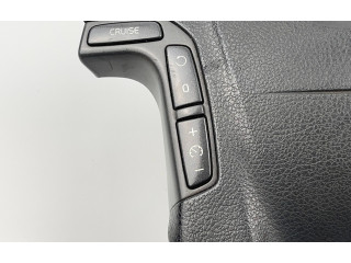 Подушка безопасности водителя 8626843 Volvo V70