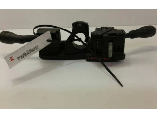 Ручка стеклоочистителей 7700832722   Renault Twingo I