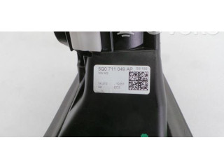 Форсунка 5Q0711049AP, 5Q0711049AP    Skoda Octavia Mk3 (5E)  CLHA 