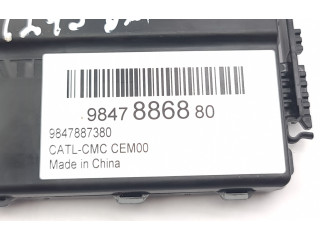 Sonstige Steuergeräte / Module 9847886880, 9847887380   Jeep Avenger